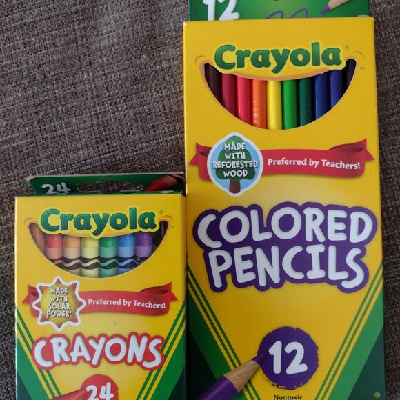 New in boxes Crayola Crayons and Colored Pencils - Picture 9 of 9